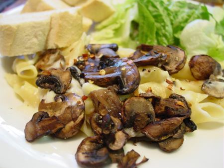 Pasta with Mushroom Gruyere Sauce