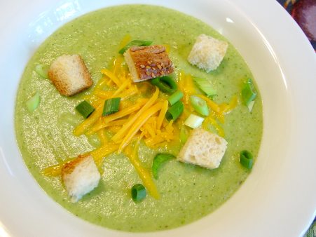 Cheesy Broccoli Soup