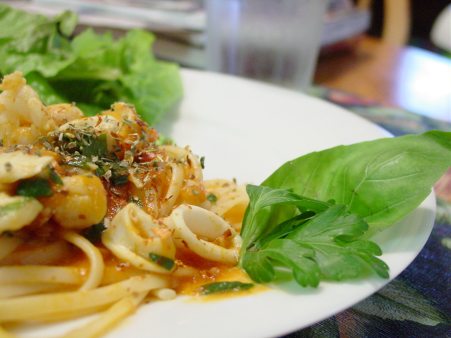 Spicy Seafood Linguine