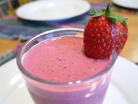 Berry Yogurt Smoothie