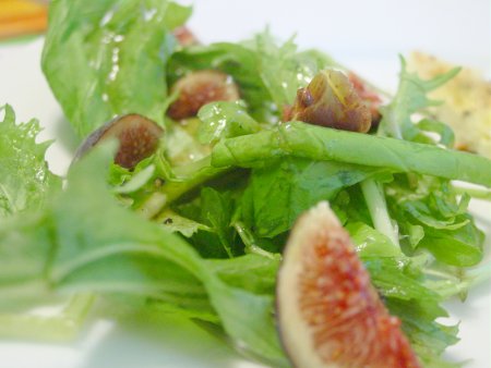 Fig Salad with Honey Dressing